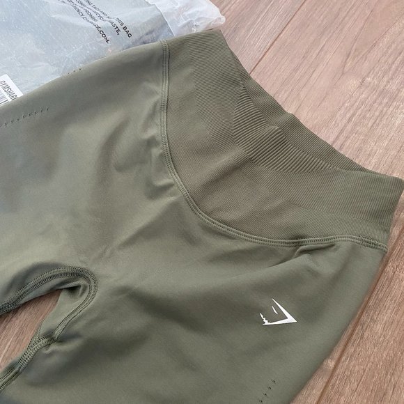 Like- new Gymshark SWEAT SEAMLESS LEGGINGS - Picture 2 of 10